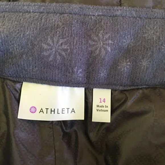 Athleta Toasty Buns Mini Skirt Women's Size 14 Black Quilted Puffer Insulated - Picture 8 of 12